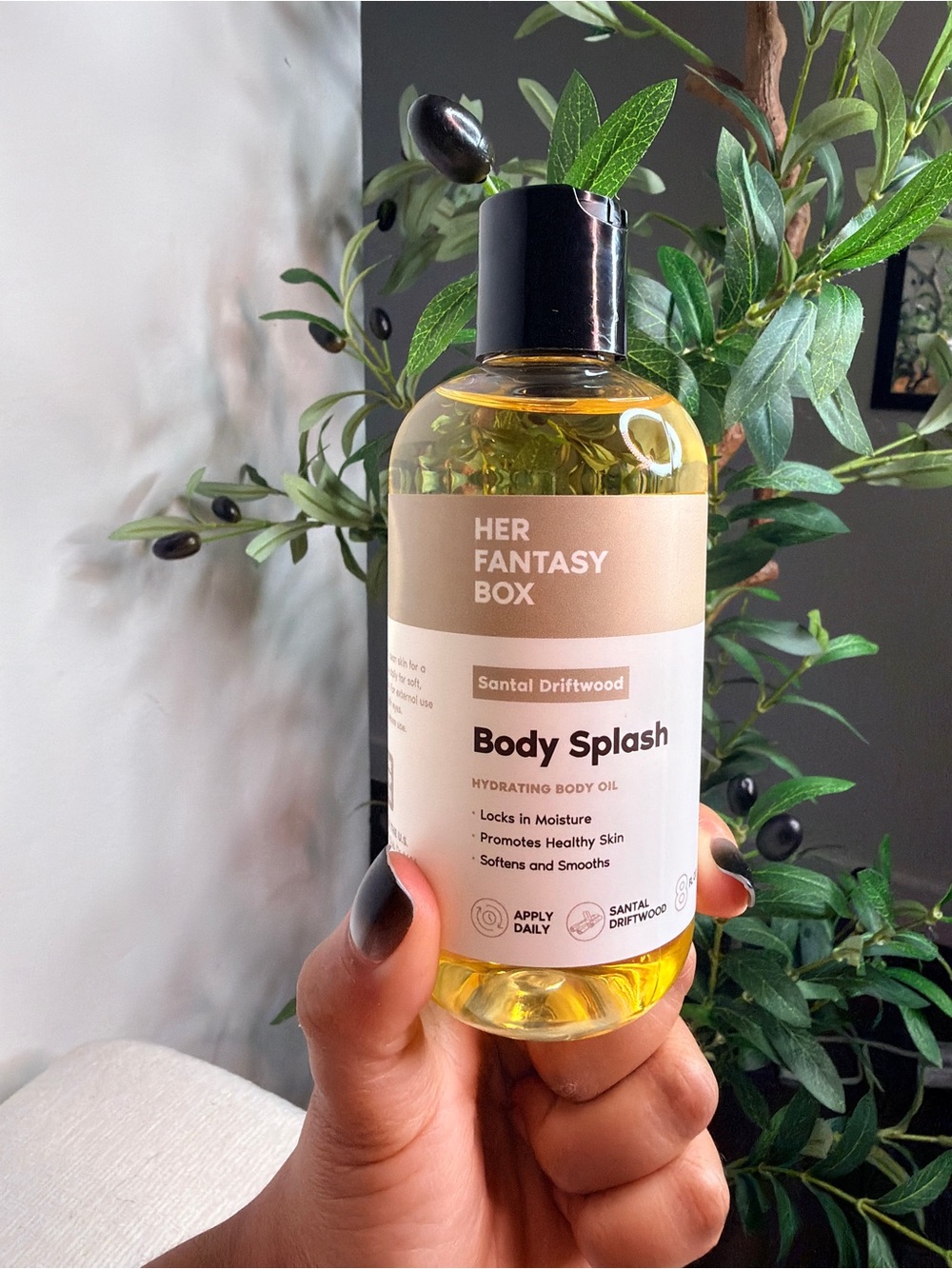 Santal Driftwood Body Splash - Hydrating Body Oil (Golden) #herfantasybox #oil